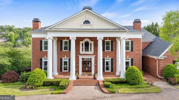 1075 Carnoustie Lane, Alpharetta