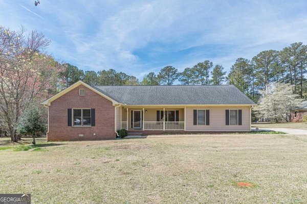 110 Eastfield Court, Mcdonough
