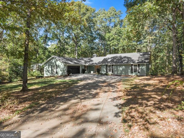 2856 Woodbriar Drive, Gainesville