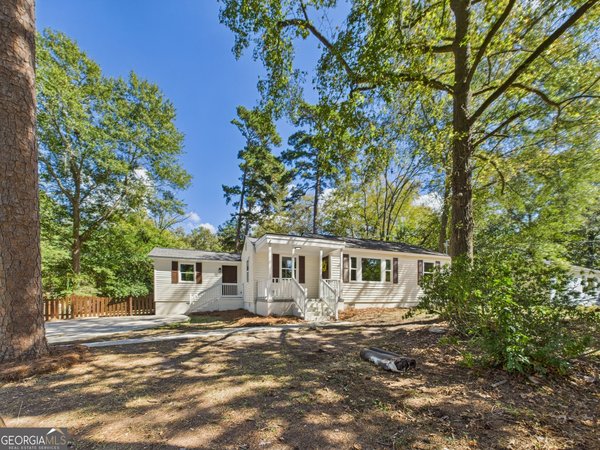 2471 Old Holton Road, Macon