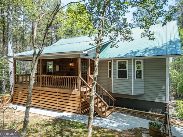 292 Holly Cove Circle, Blairsville