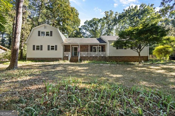 1676 Heritage Drive, Snellville