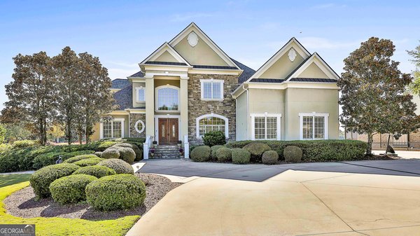 940 Winged Foot Trail, Fayetteville