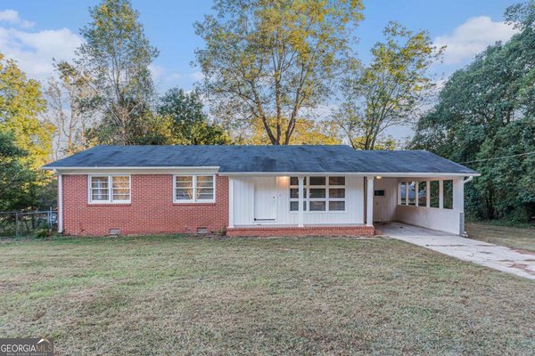 310 Sunset Drive, Griffin