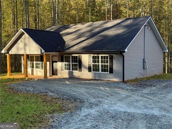 120 Sanders Boulevard, Dahlonega