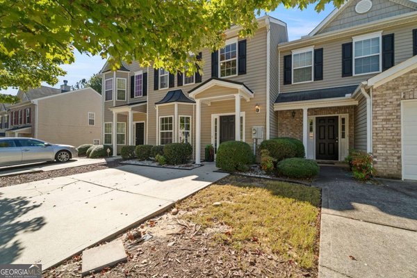 5208 Birch Court, Oakwood