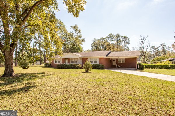 607 Linden Drive, Waycross