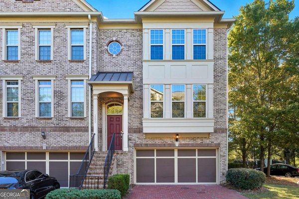 3655 Paces Walk, Atlanta