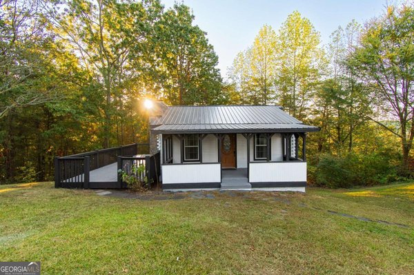 250 Nottingham Way, Fairmount