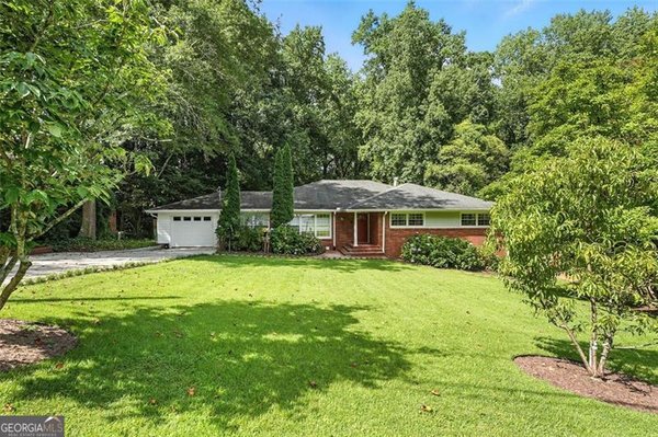 1152 ARBORVISTA Drive, Atlanta