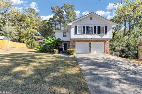 1328 Kimlie Lane, Decatur