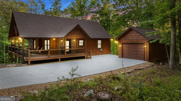 12 Heritage Drive, Mineral Bluff