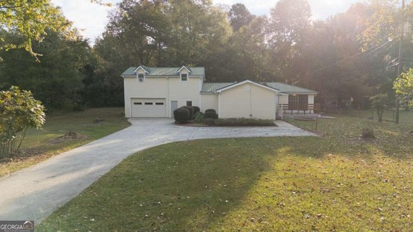 569 Highway 11, Monroe