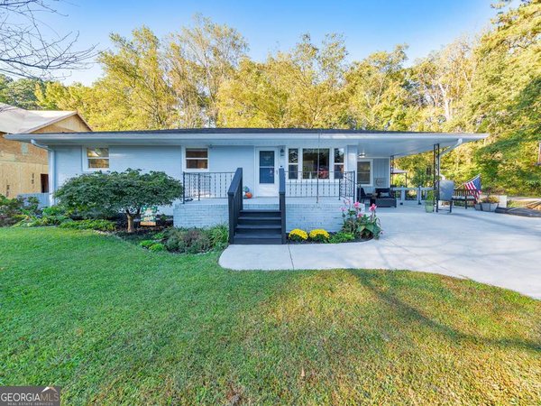 2182 Freydale Road, Marietta