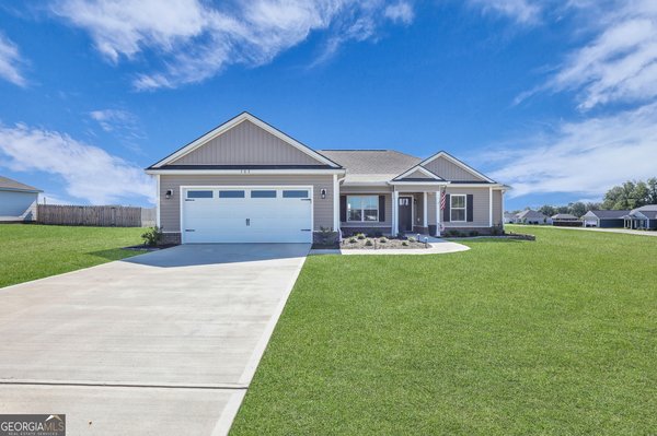 302 Parkersburg Lane, Statesboro