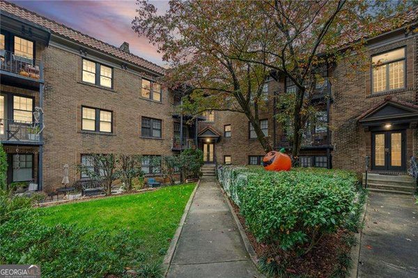 677 Somerset Terrace, Atlanta