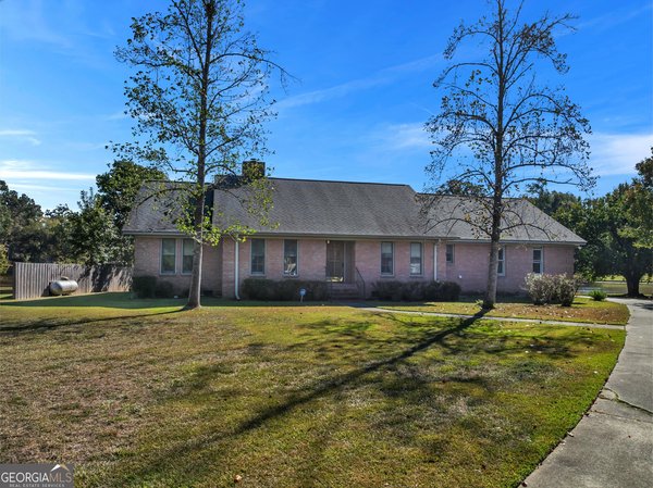 378 Fox Tail Drive, Macon