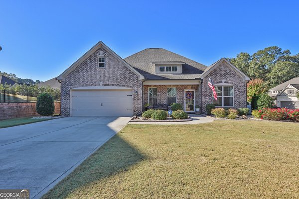 3848 Heirloom Loop Court, Buford