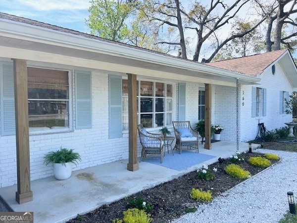 160 Bel Air Drive, Brunswick