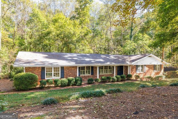 2350 Oxbow Circle, Stone Mountain