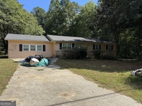 8684 Hickory Lane, Lithia Springs