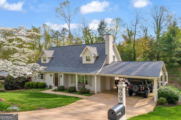 909 Parkhill Place, Gainesville