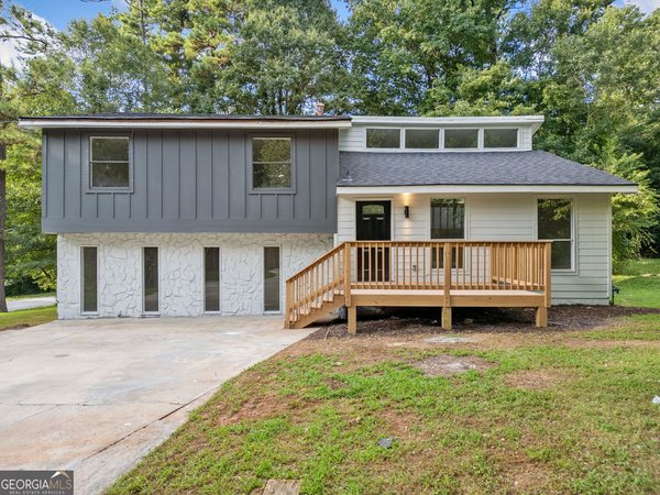 4050 Daron Court, Ellenwood