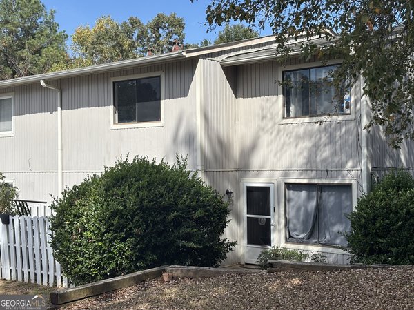 1444 Pine Log Road, Conyers