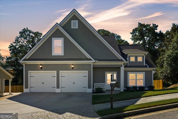 105 Rabbits Run, Fayetteville