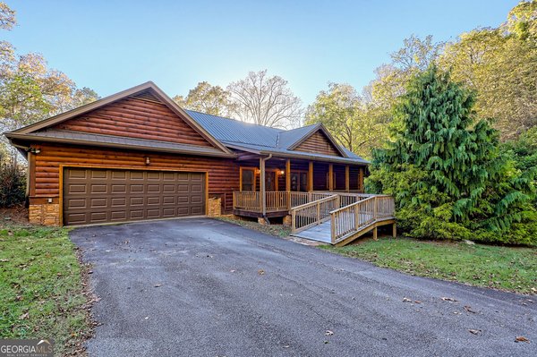 407 Blackberry Drive, Rabun Gap