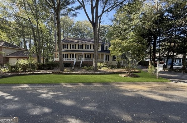 153 Lakeside Drive, Peachtree City