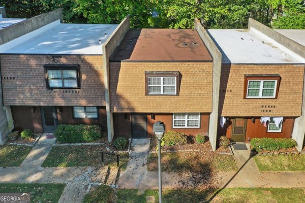 745 Cedar Pointe Court, Marietta