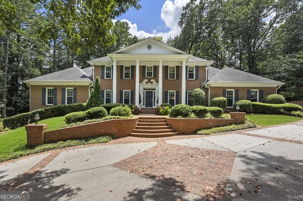 1120 Heards Ferry Road, Sandy Springs
