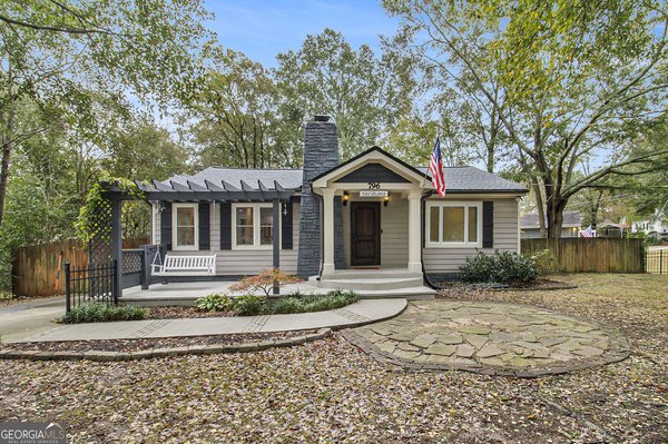 796 Flat Shoals Way, Atlanta