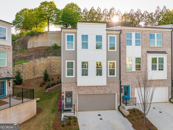399 Skylar Way, Atlanta