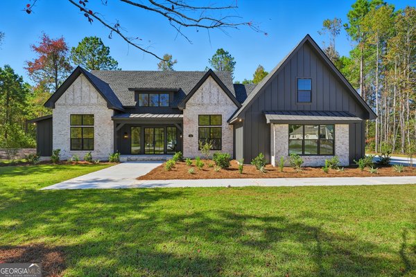 112 Wakefield Drive, Guyton