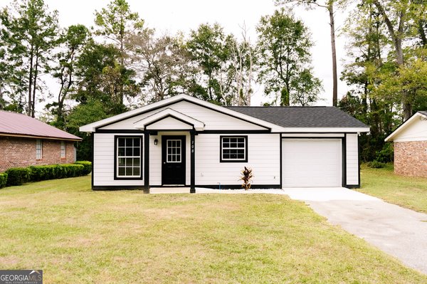 108 CRIMSON Circle, Thomasville