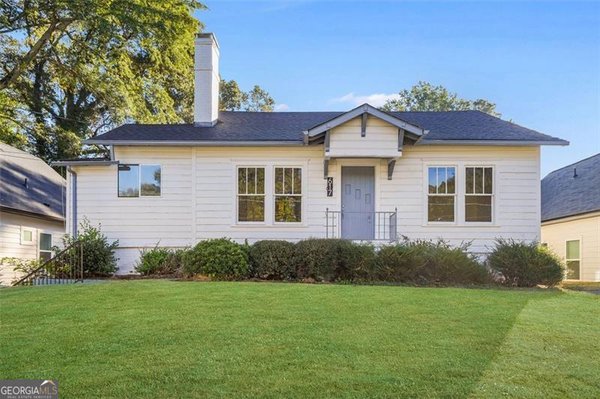 617 HAMILTON E HOLMES Drive, Atlanta