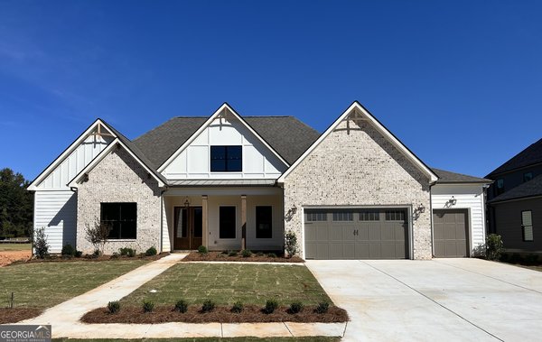 444 Seabiscuit Walk, Peachtree City