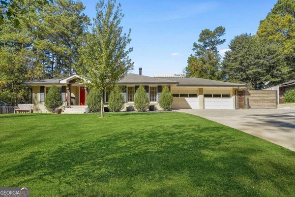 2102 Fisher Trail, Atlanta