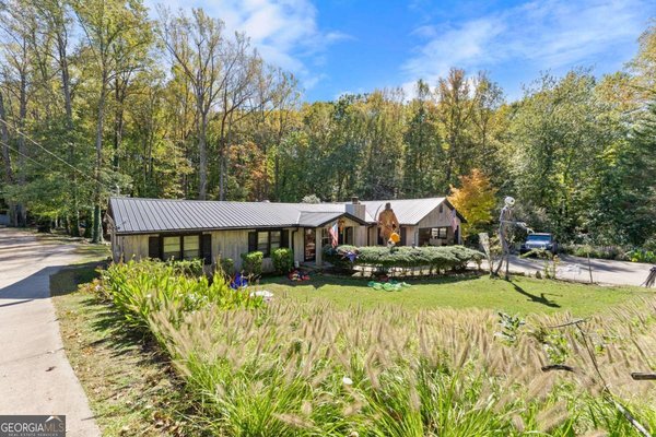 221 Shallowford Drive, Gainesville