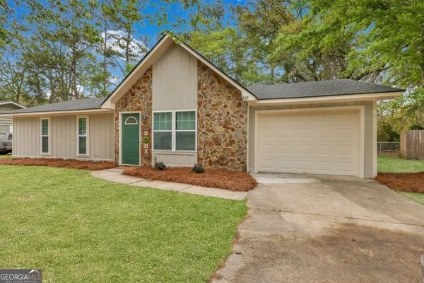 812 Spanish Oak Drive, Hinesville