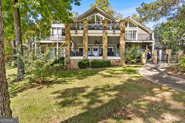 1370 Heathers Cove Circle, Hiawassee
