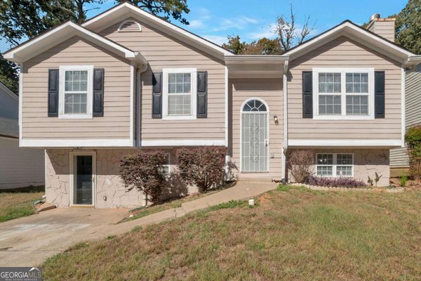 1314 Stoneleigh Way, Stone Mountain