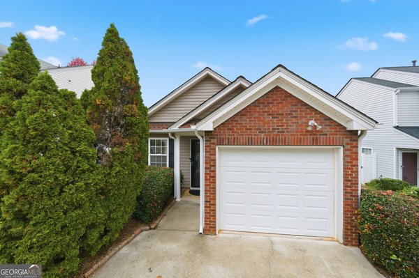 271 Oak Grove Way, Acworth