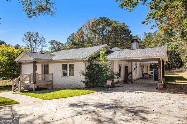 262 Lazenby Road, Newnan