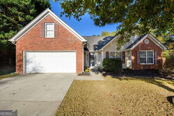 1001 Autumn Glen Court, Dacula