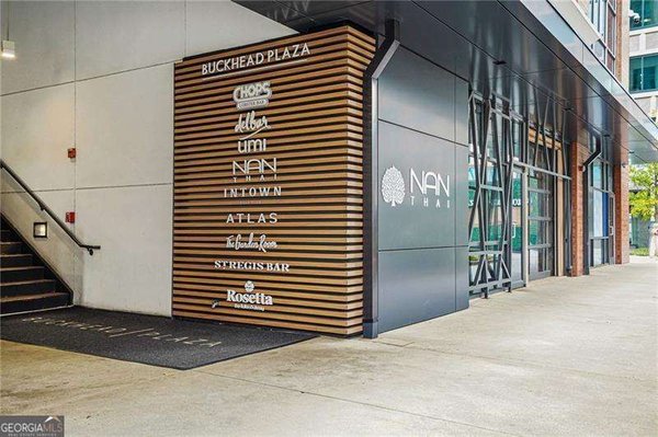 3040 Peachtree Road, Atlanta