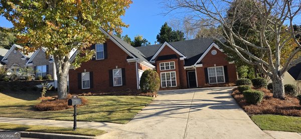 347 Canterbury Place Drive, Suwanee