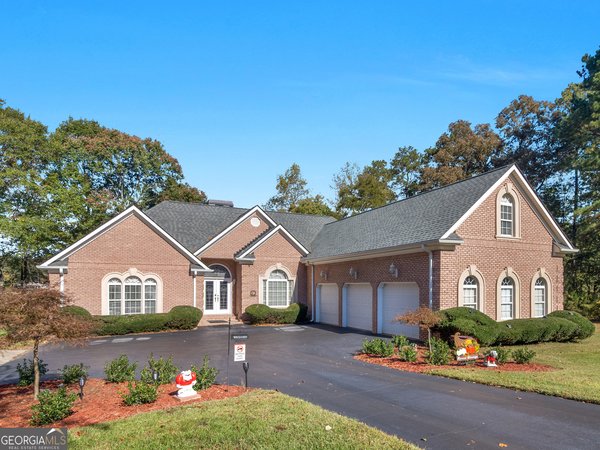 1220 Lake Stone Lea Drive, Oxford